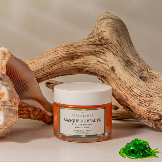 Wakame seaweed beauty mask