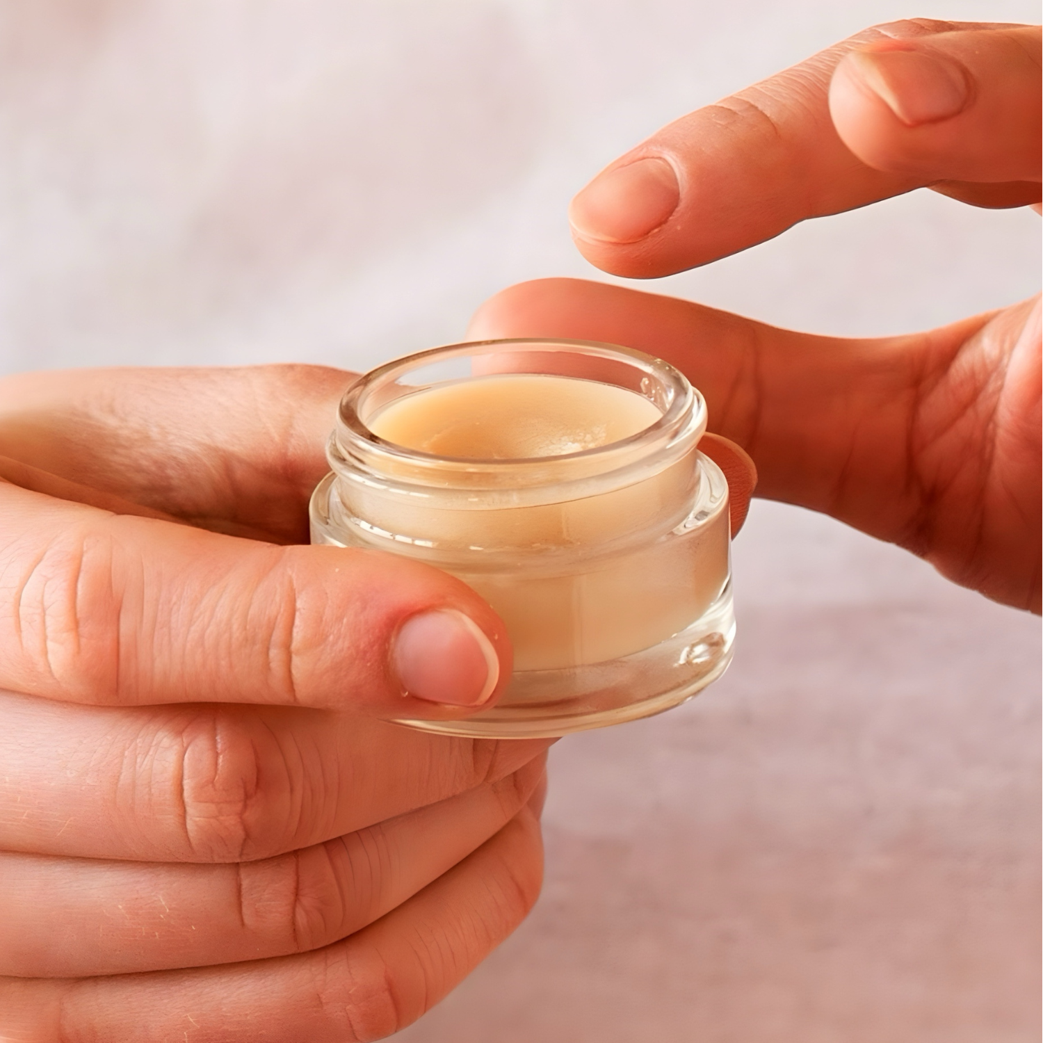 All Natural & Organic Lip balm with Red Berries & Shea Butter